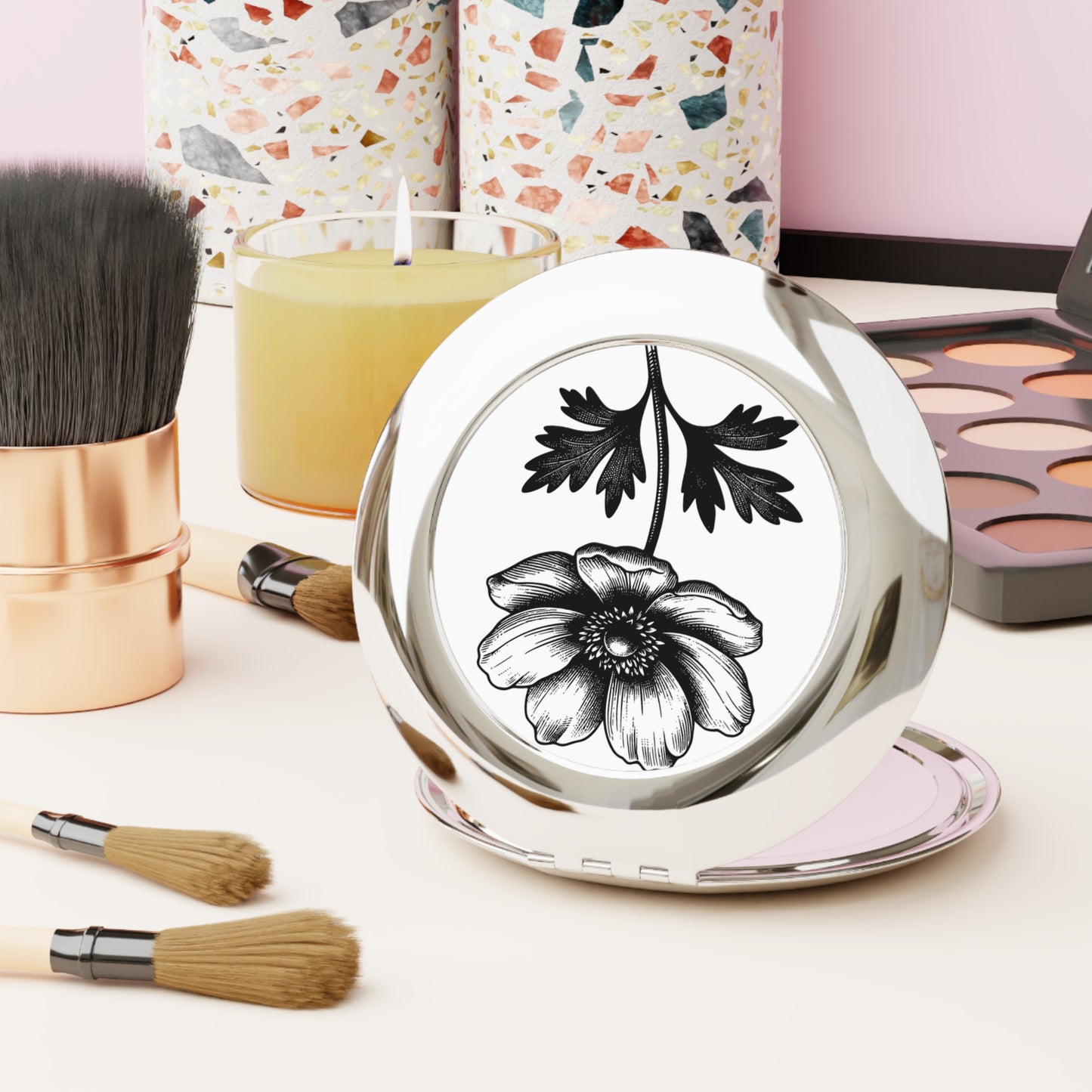 Floral Compact Travel Mirror - Elegant Portable Make-Up Accessory